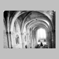 Vue de la nef vers le choeur, prise au niveau des tribunes, photo Mederic Mieusement, culture.gouv.fr.jpg